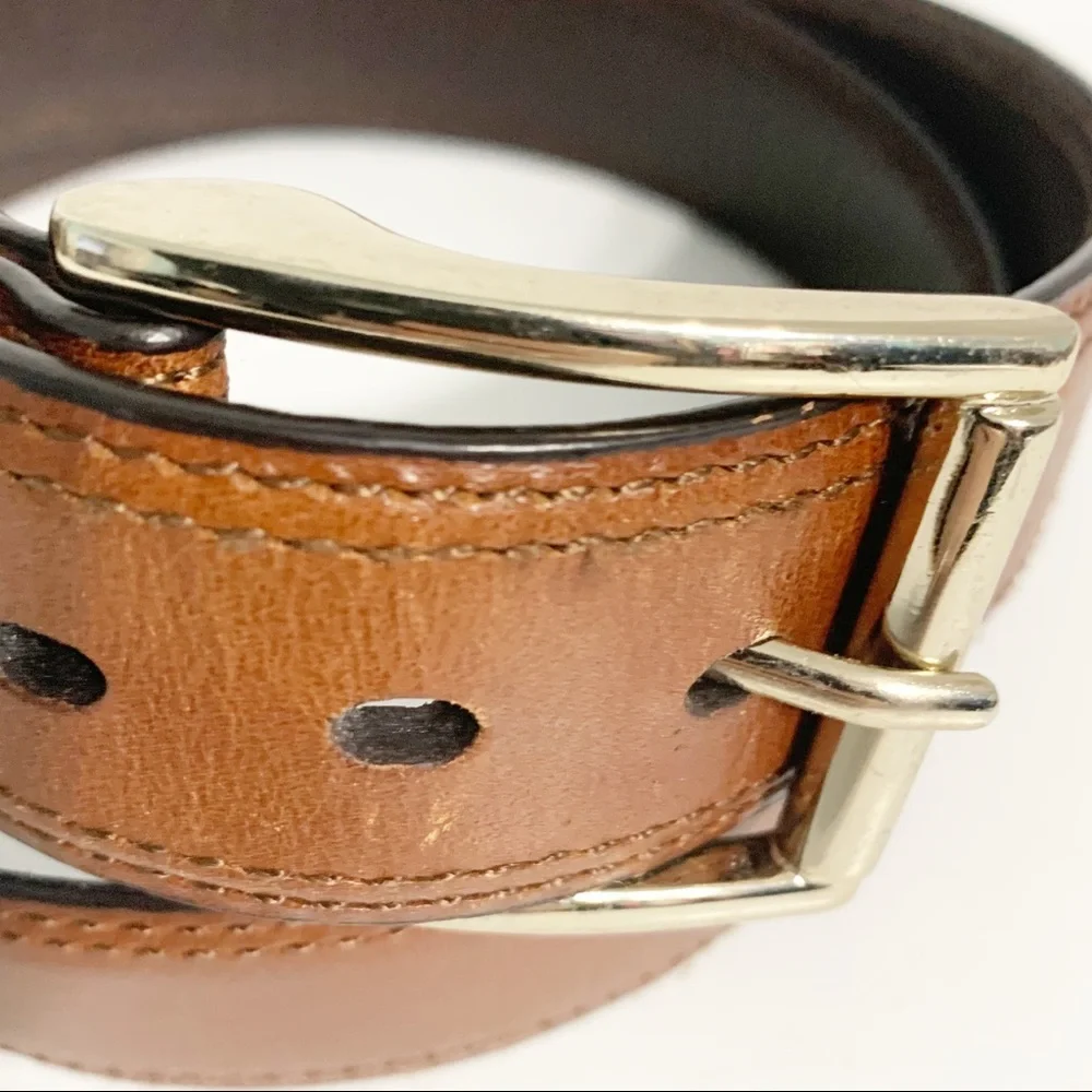 Haggar Smooth Leather Belt Gold Toned Hardware Square Belt Buckle Size 38 🤎💛